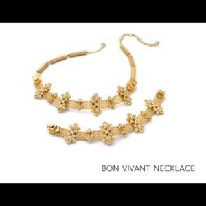 CABi Bon Viviant Necklace ✨New In Box✨